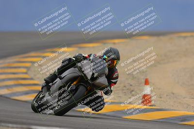 media/Jan-14-2023-SoCal Trackdays (Sat) [[497694156f]]/Turn 12 (120pm)/